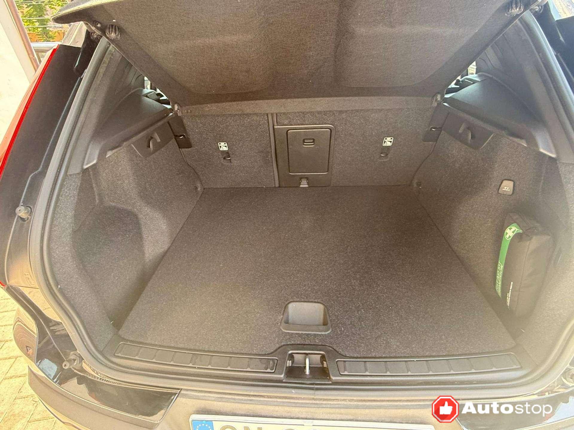 Volvo XC40  XC40 2023 1.5 t4 recharge phev Core auto