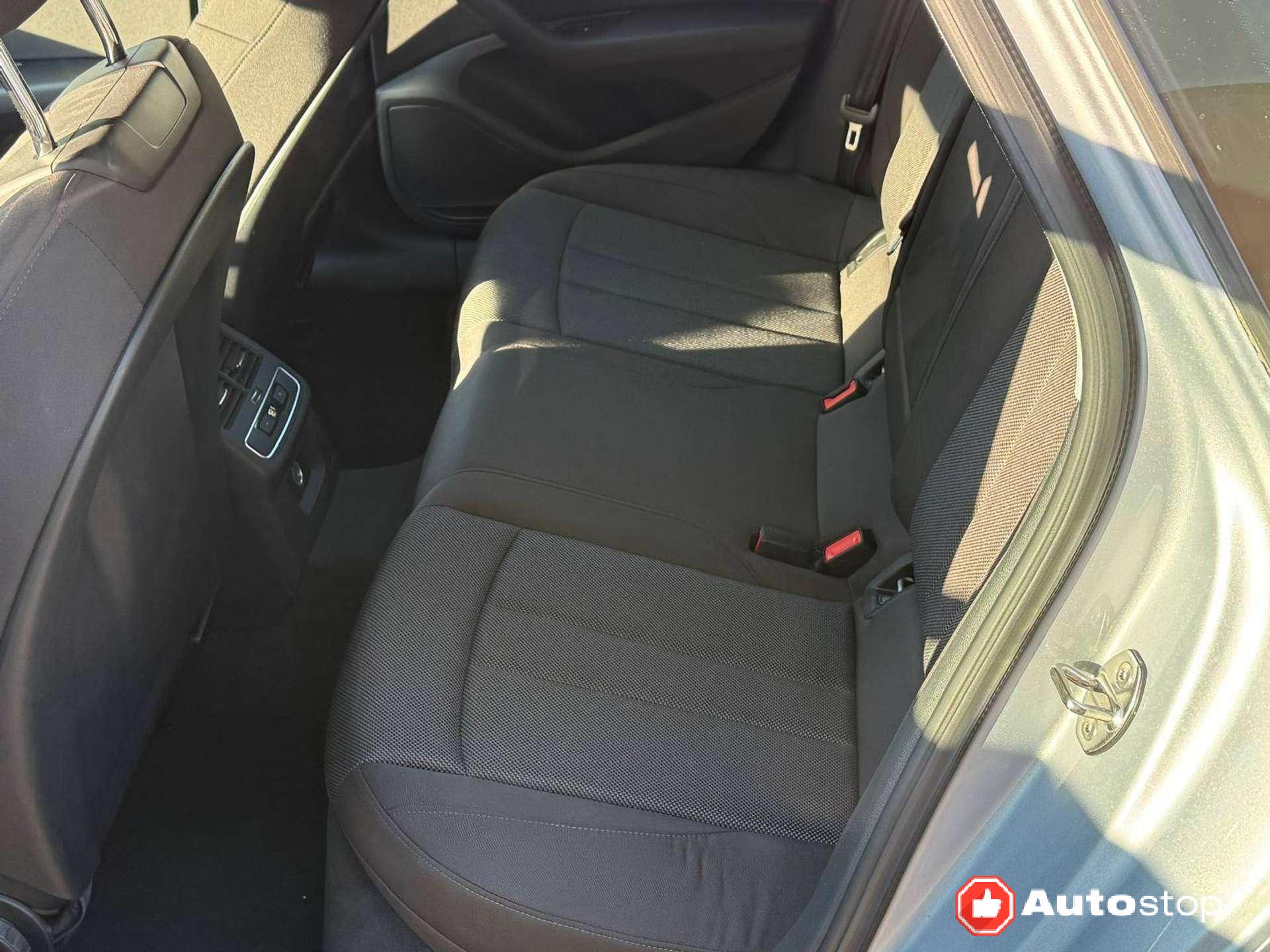 Audi A4  A4 V Avant 35 2.0 tdi mhev Business Advanced 163cv s-tronic