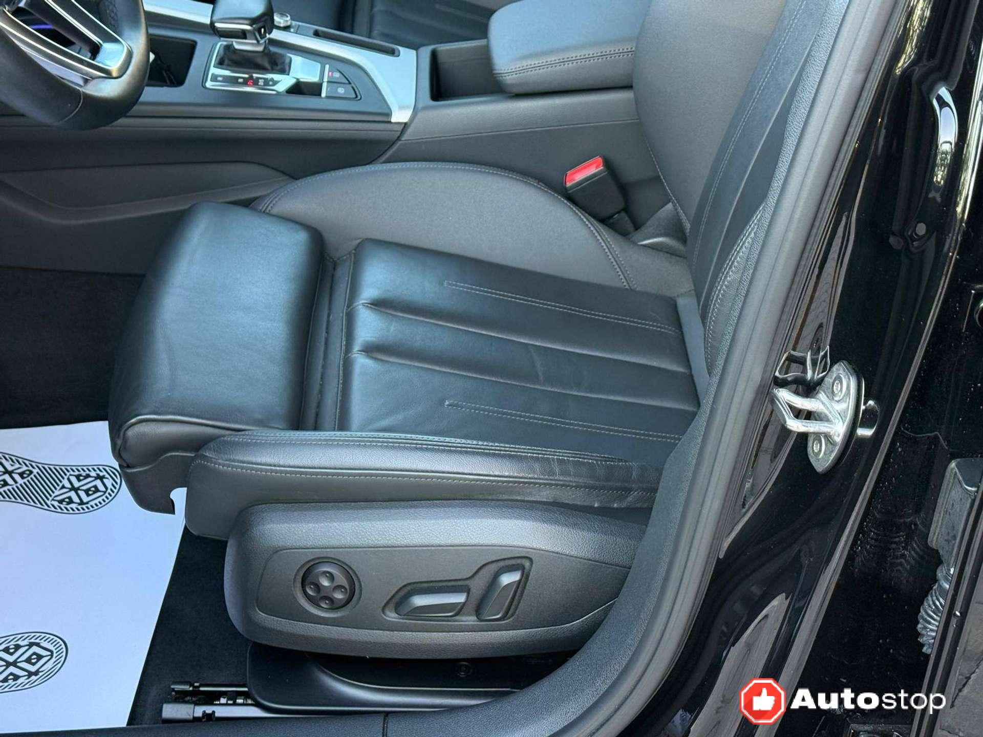 Audi A4 allroad  A4 V Allroad Quattro 40 2.0 tdi mhev Identity Contrast quattro 204cv s-tronic