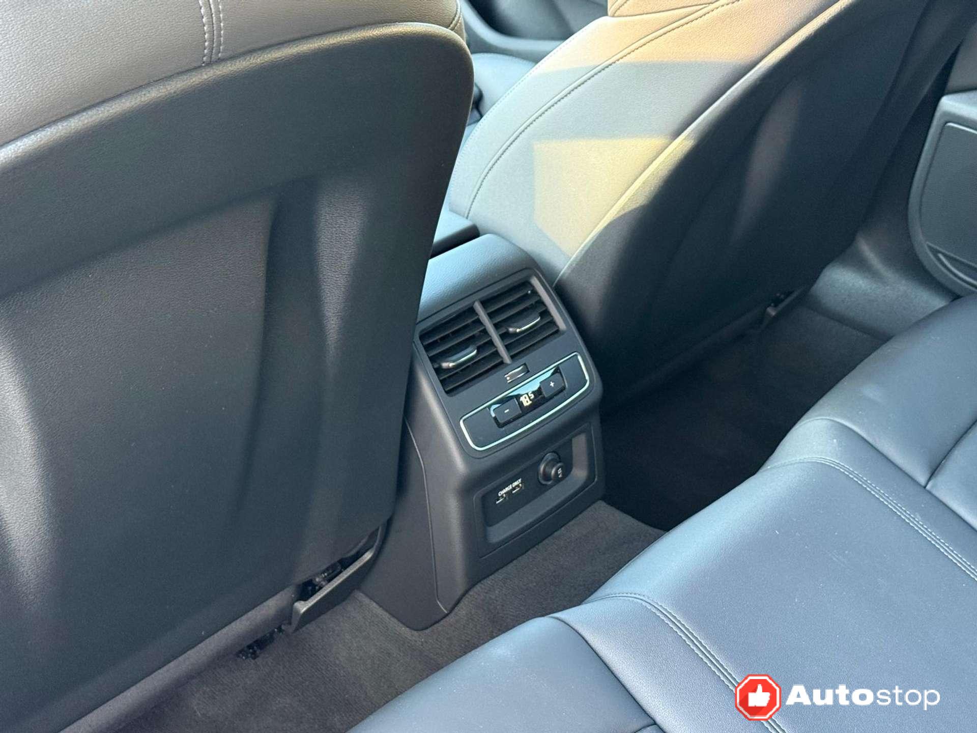 Audi A4 allroad  A4 V Allroad Quattro 40 2.0 tdi mhev Identity Contrast quattro 204cv s-tronic