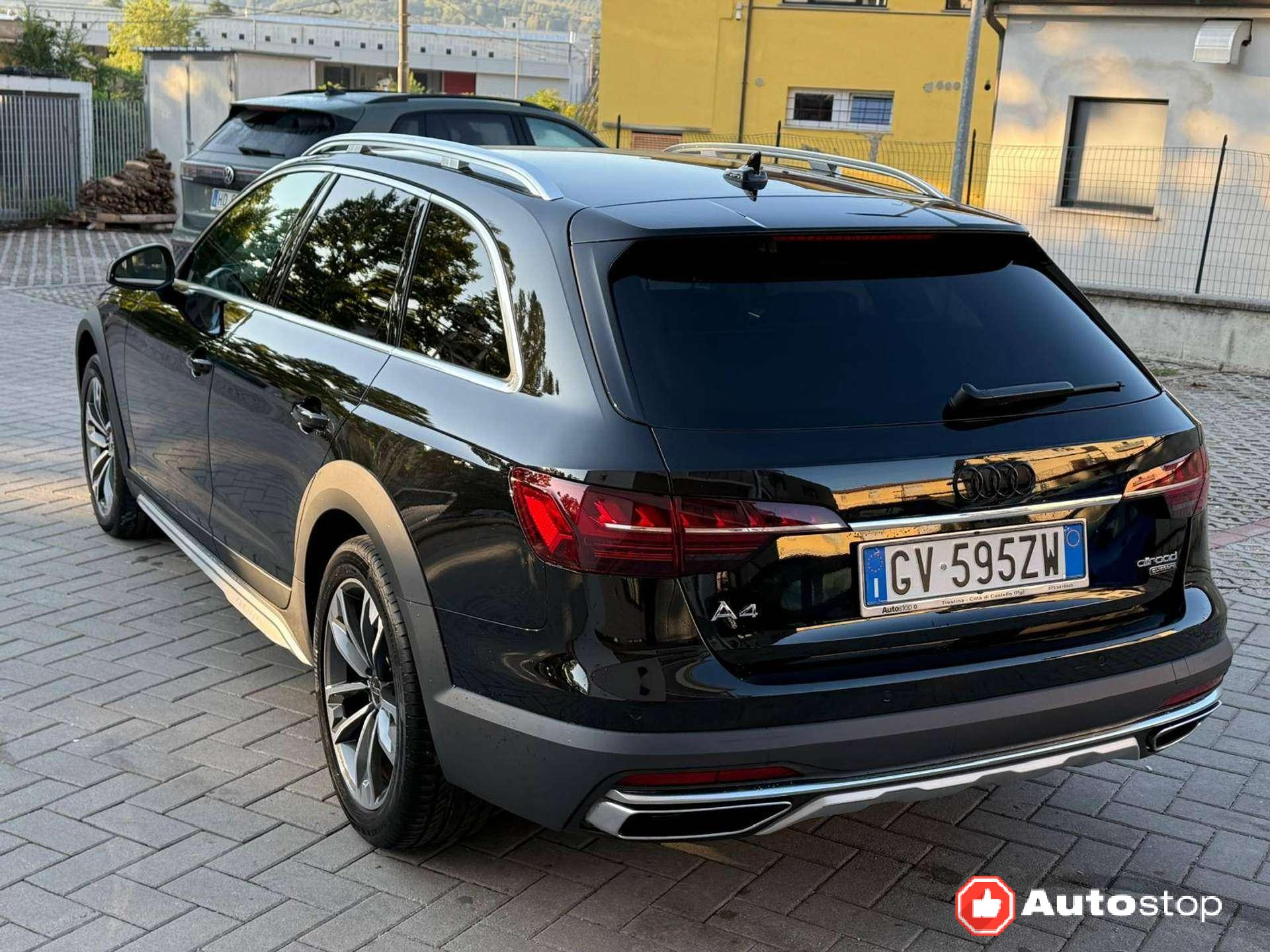 Audi A4 allroad  A4 V Allroad Quattro 40 2.0 tdi mhev Identity Contrast quattro 204cv s-tronic