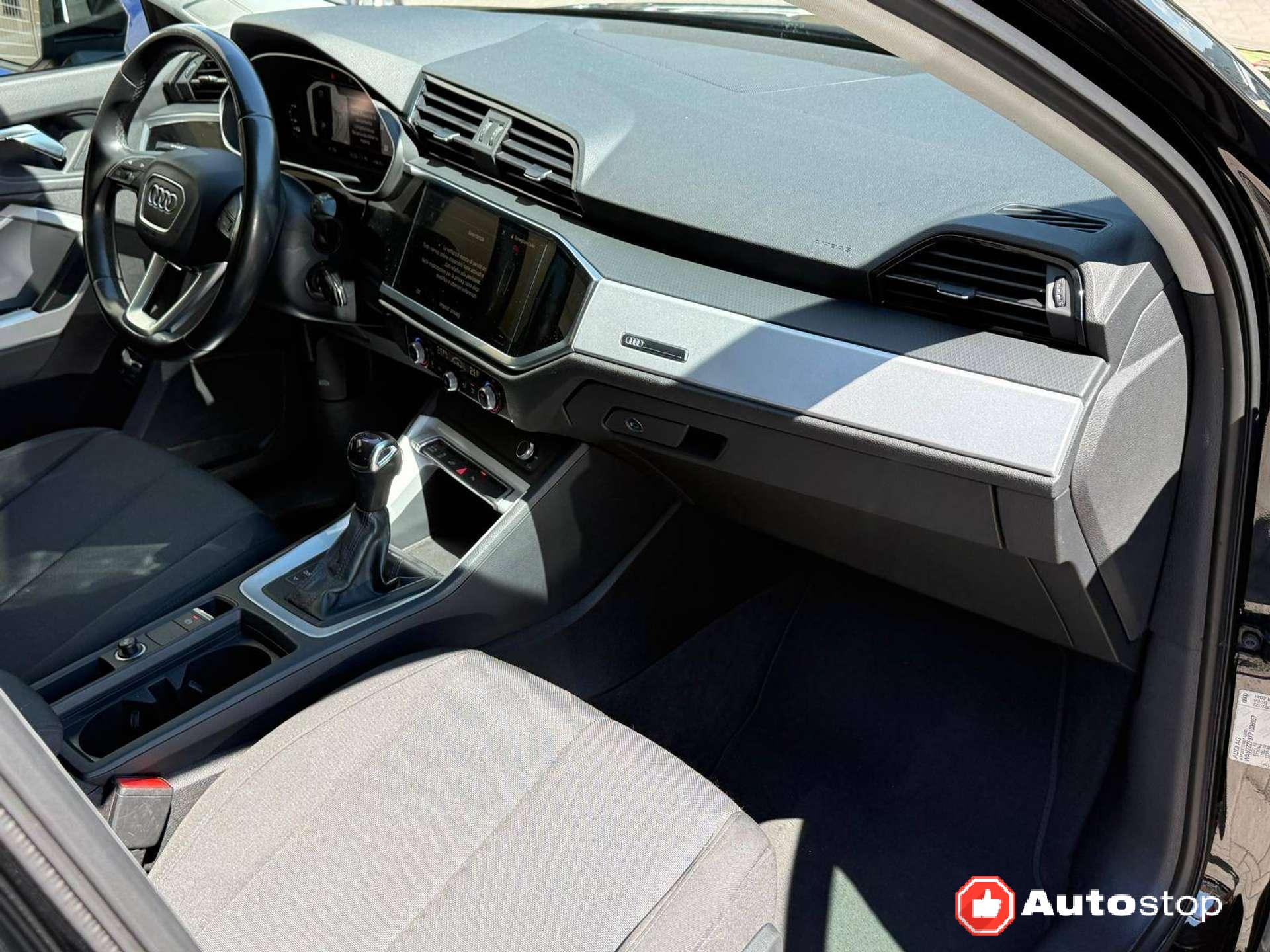 Audi Q3  Q3 Sportback Sportback 45 1.4 tfsi e Business Plus s-tronic