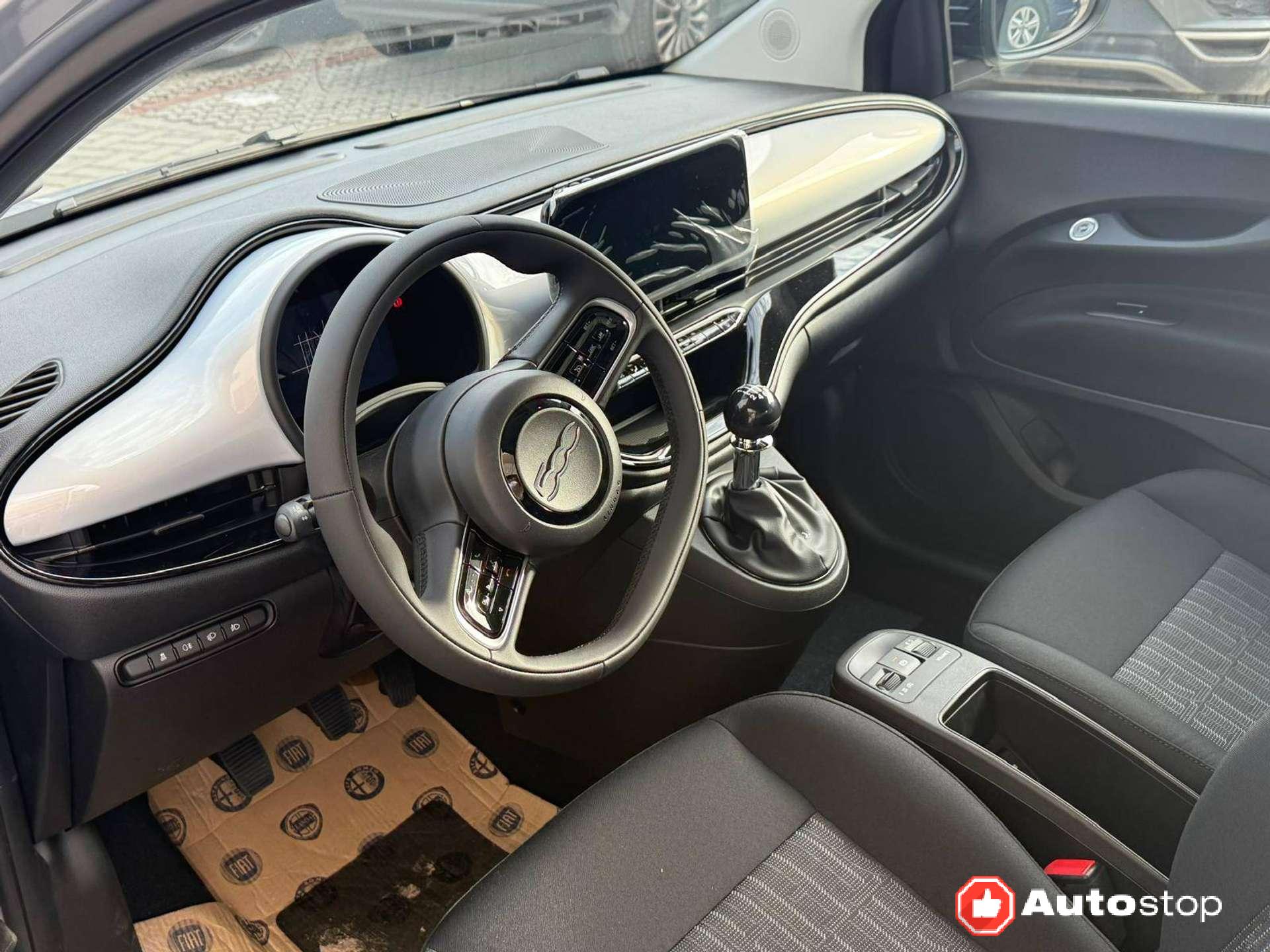 Fiat 500  500 IV 1.0 hybrid Icon