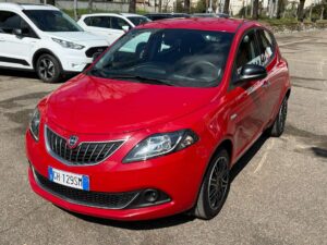 Lancia Ypsilon  Ypsilon III 1.0 firefly hybrid Silver s&s