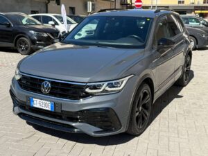 Volkswagen Tiguan Tiguan II 2021 2.0 tdi R-Line 150cv dsg