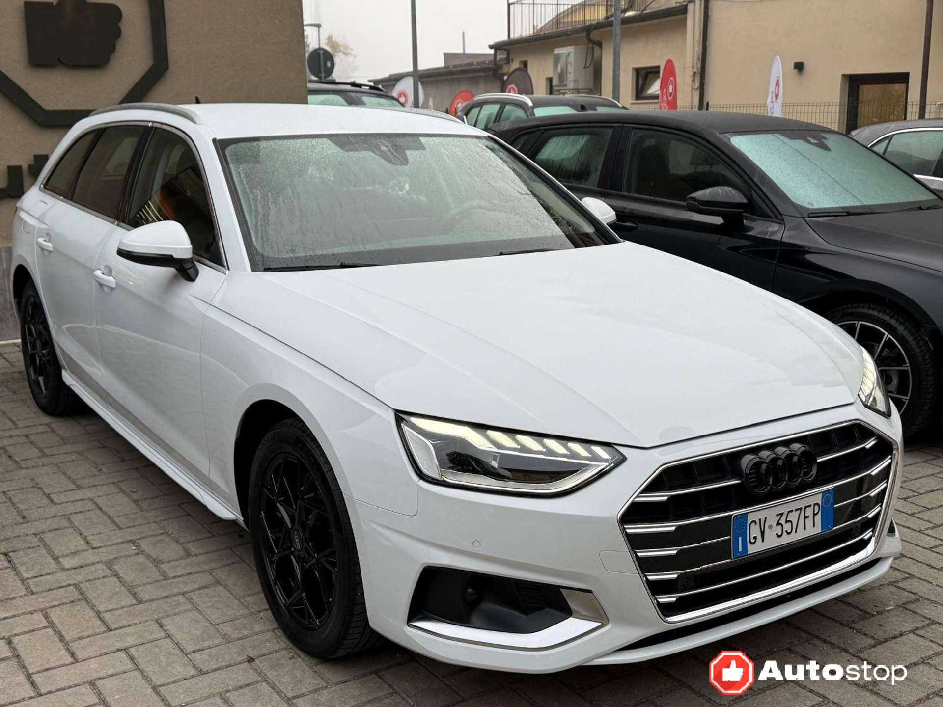 Audi A4  A4 V Avant 35 2.0 tdi mhev Business Advanced 163cv s-tronic