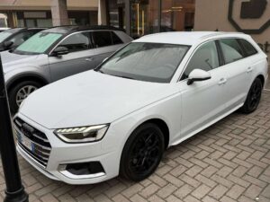 Audi A4  A4 V Avant 35 2.0 tdi mhev Business Advanced 163cv s-tronic