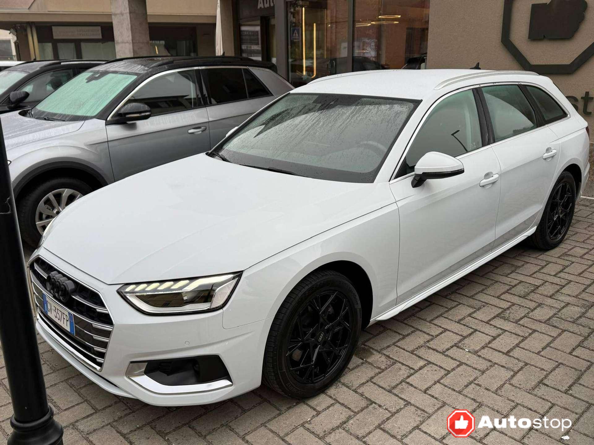 Audi A4  A4 V Avant 35 2.0 tdi mhev Business Advanced 163cv s-tronic