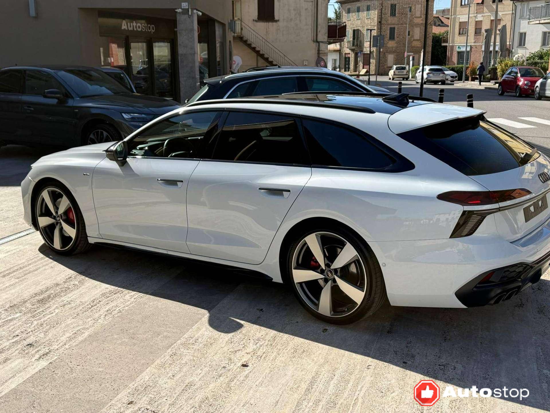 Audi A6  A6 Avant 2.0 tdi mhev Edition One Bianco Ghiaccio quattro 204cv s-tronic