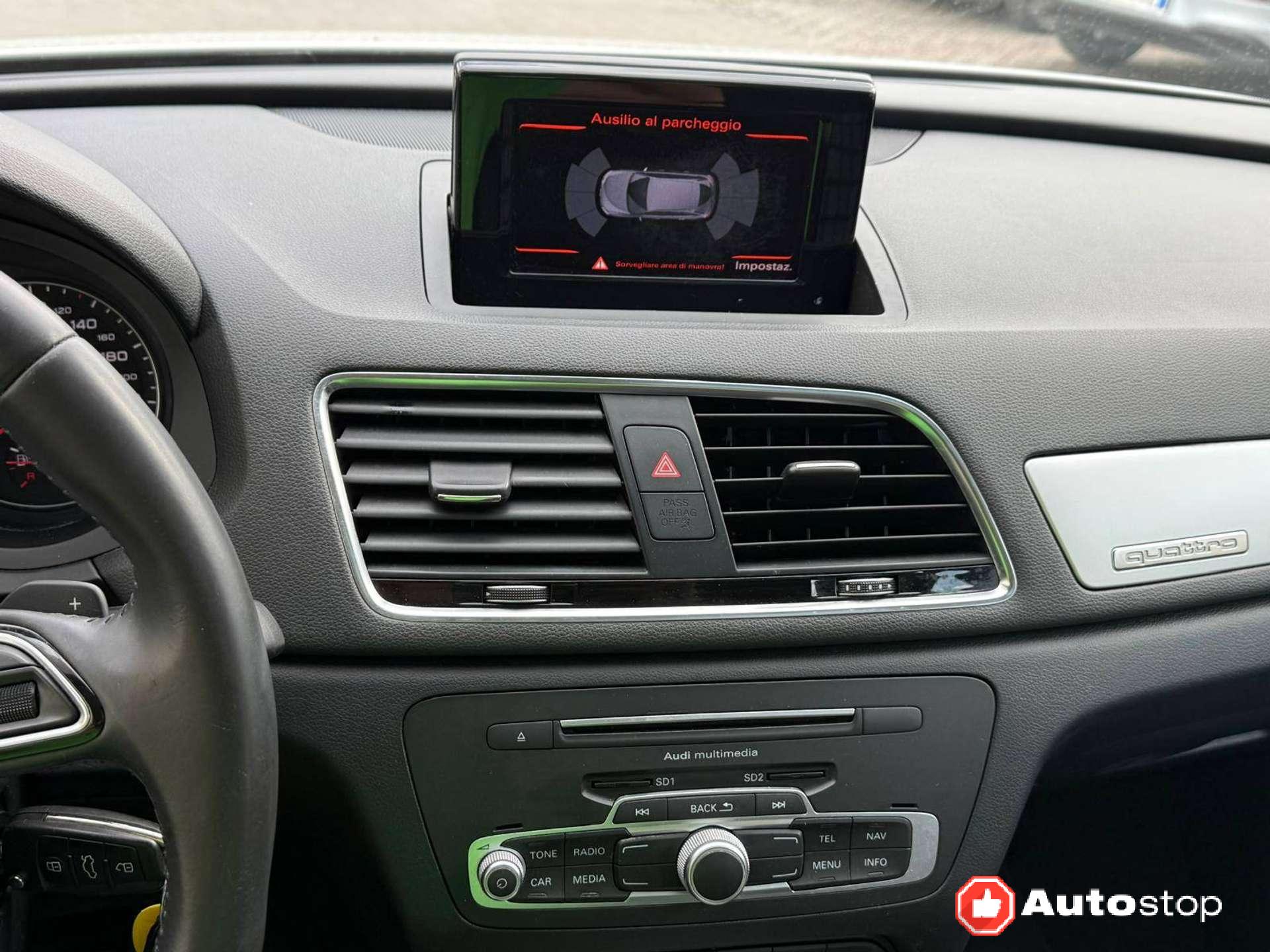 Audi Q3  Q3 I 2015 2.0 tdi Sport quattro 150cv s-tronic