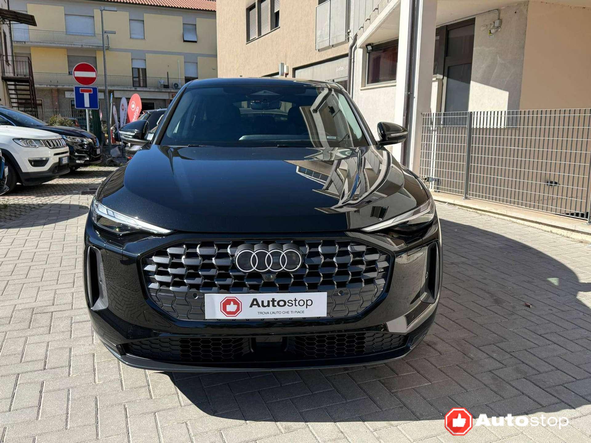 Audi Q5  Q5 Sportback 2.0 tdi mhev Business Advanced quattro 204cv s-tronic