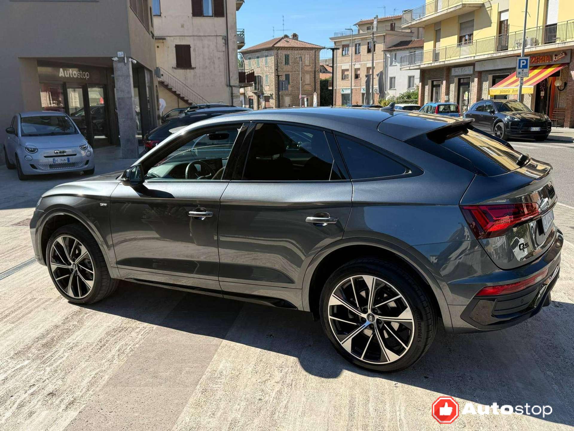 Audi Q5  Q5 Sportback 40 2.0 tdi mhev 12V S line quattro s-tronic