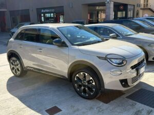 Fiat 600 600 1.2 hybrid La Prima II 110cv auto