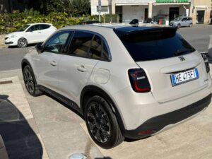 Fiat 600 600 1.2 hybrid La Prima II 110cv auto