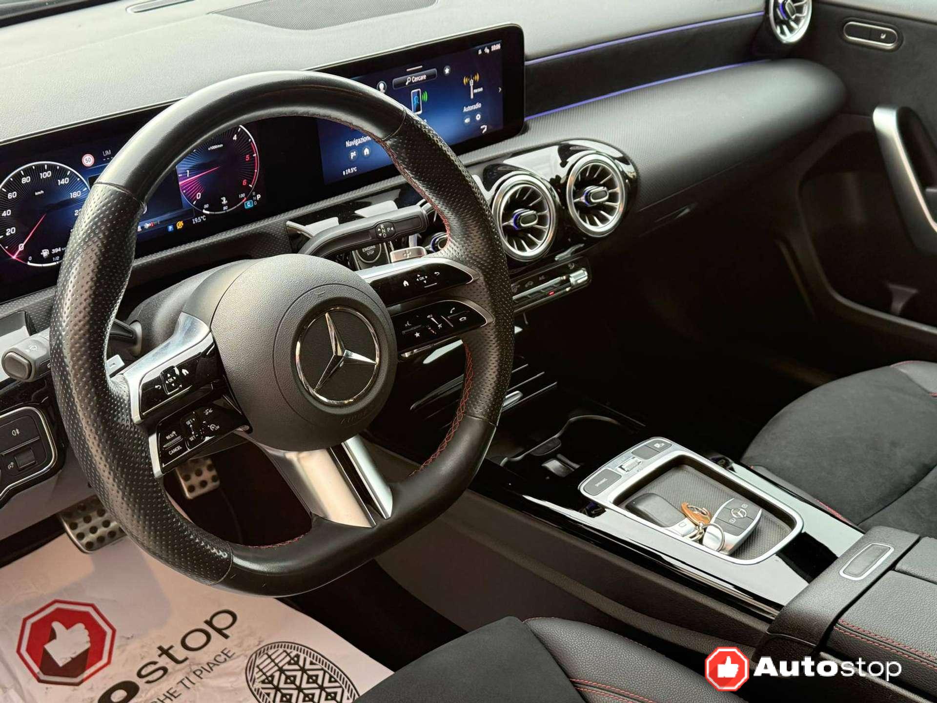 Mercedes-Benz A 180  Classe A – W177 2023 d AMG Line Premium auto