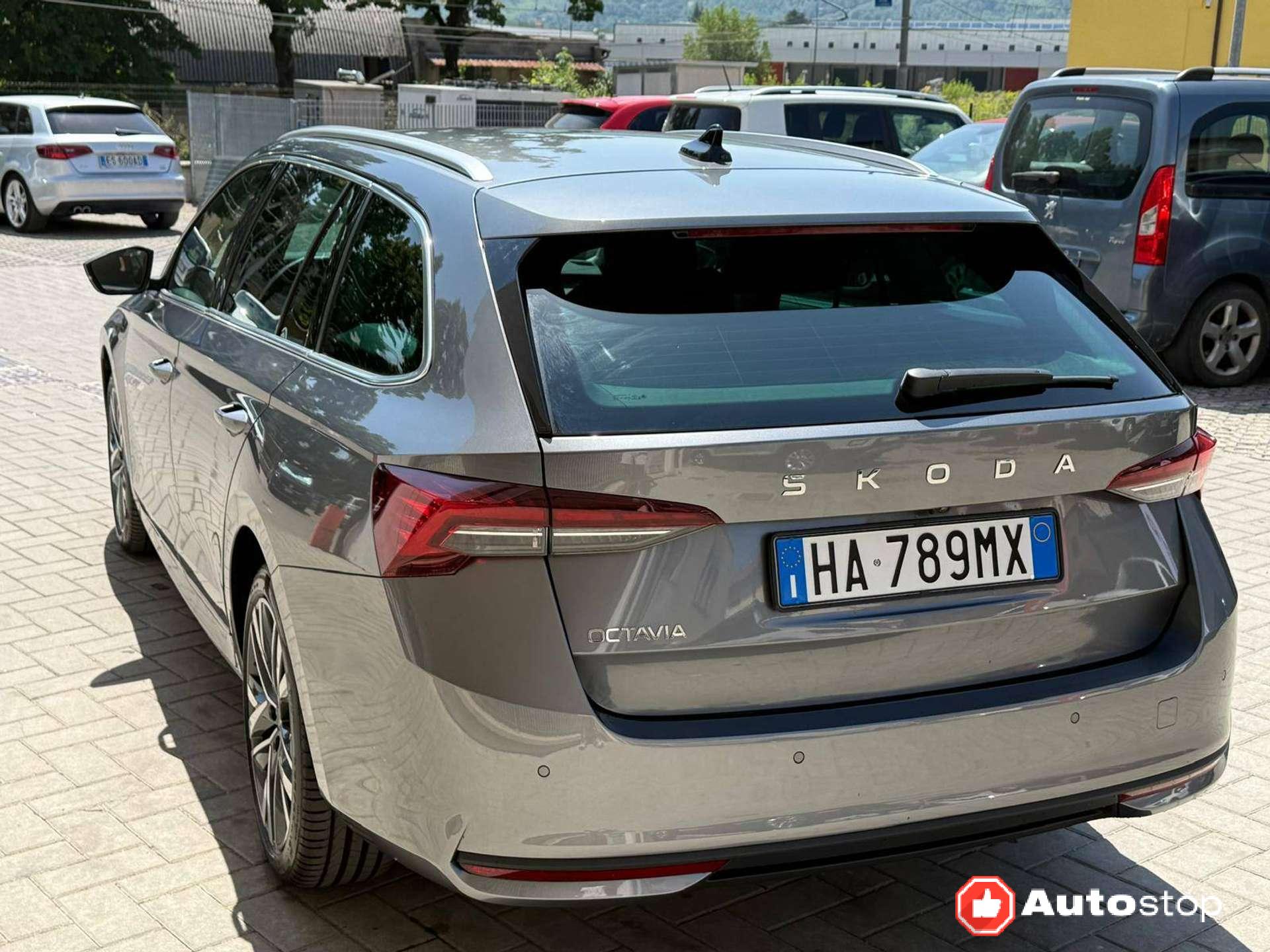 Skoda Octavia  Octavia IV Wagon Wagon 2.0 tdi Selection 150cv dsg